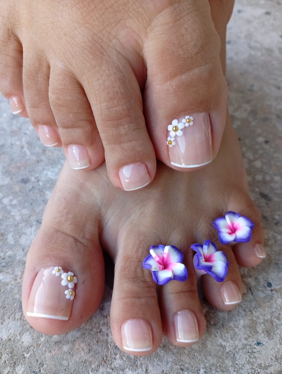 Sorellas fios e unhas
