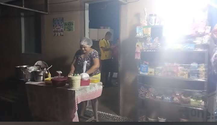 DARLENE LANCHES
