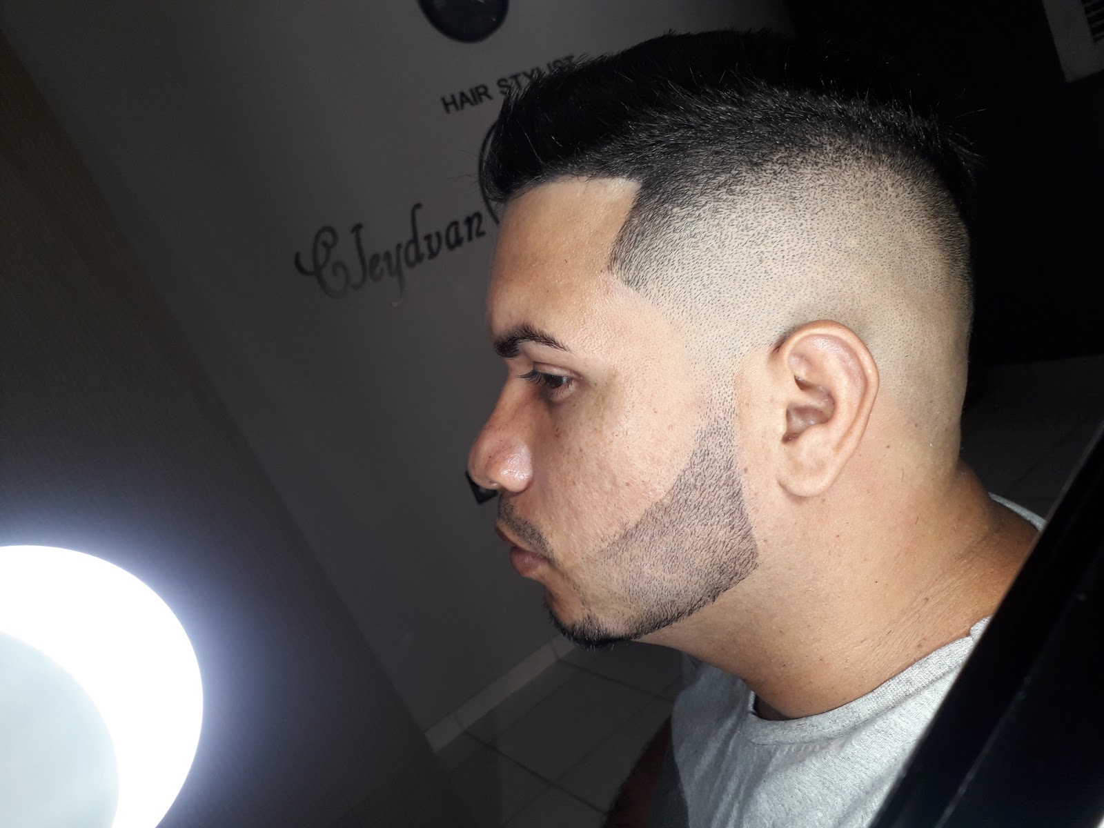Fios e Tons Hair - Salão e Barbearia
