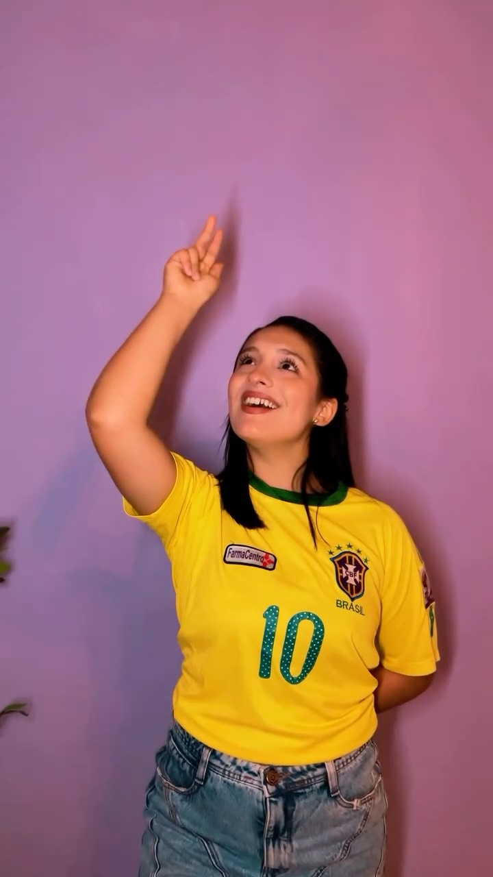 RESPEITA O MANTO. 😮‍🔥
Não é camisa… é o copo cheio.
Não é convocação… é desejo.
E se o Rei voltou, o sabor nunca saiu de campo.

Aqui não tem VAR… é amor à primeira colherada. 🇧🇷💚

.

#copadomundo2026 #RespeitaOManto #AçaíDoBrasil #VemProOrion #Fo...