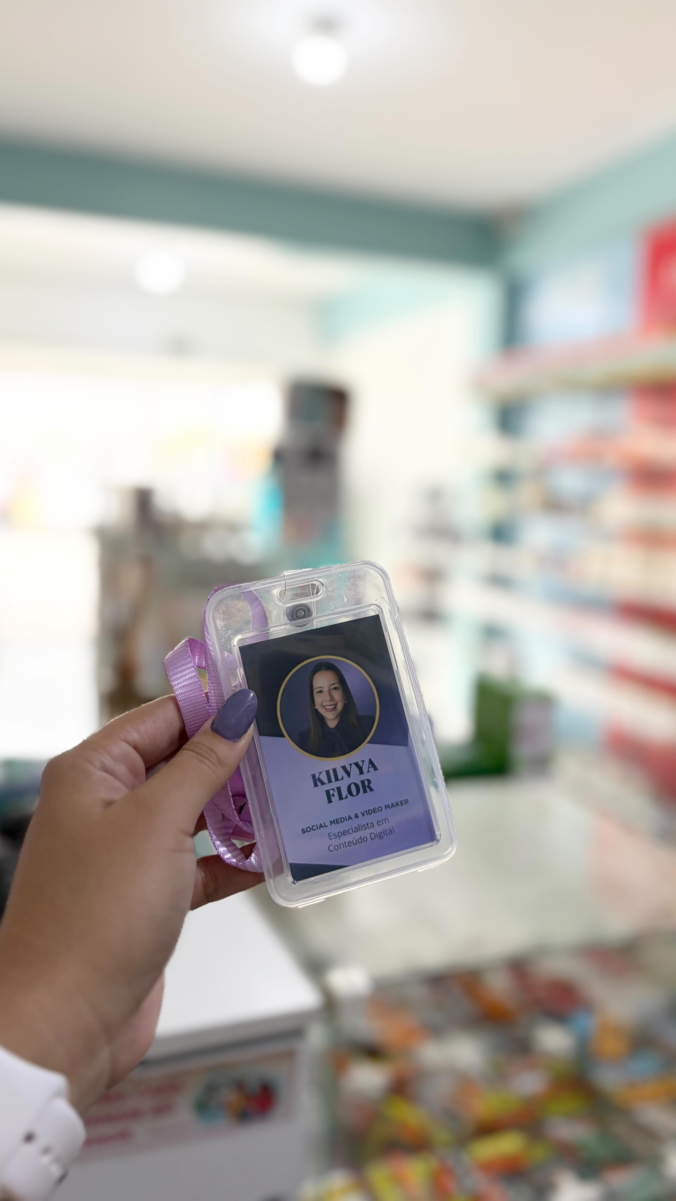 Kilvya Flor | Social Media