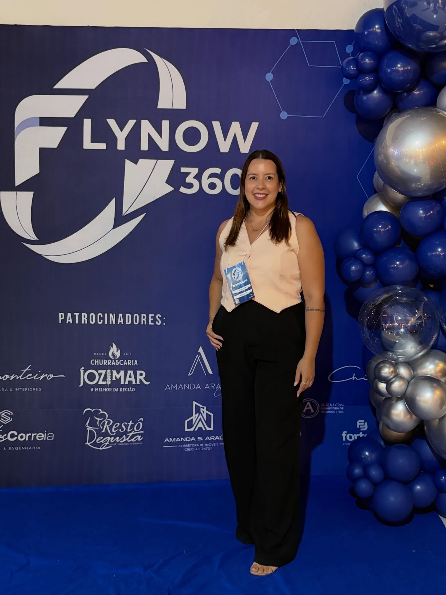 Estar nos bastidores também faz parte do crescimento 💜

Ontem participei de um evento incrível, organizado por consultores financeiros, com